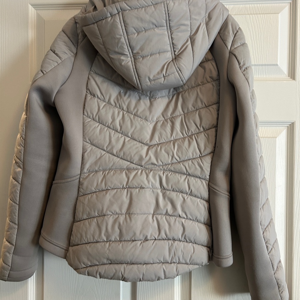 Bernardo Light Gray Puffer Jacket - image 5